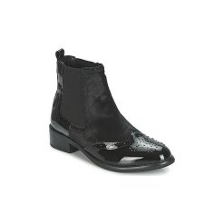 Botki Moda In Pelle AULETTI. Czarne botki damskie marki Moda In Pelle, bez obcasa, bez zapięcia. Za 487,20 zł.