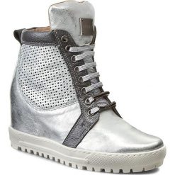 Sneakersy EKSBUT - 76-4129-369/F97/F94 Srebro Licowa. Szare półbuty damskie Eksbut, ze skóry. W wyprzedaży za 199,00 zł.