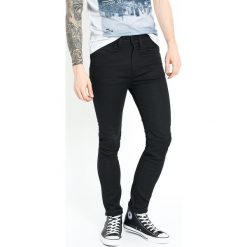Levi's - Jeansy Line 8 519 Extreme Skinny Black. Czarne jeansy męskie Levi's®, s, z aplikacjami. W wyprzedaży za 189,90 zł.