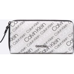 Portfele damskie: Calvin Klein – Portfel