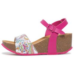 Desigual Sandały Damskie Shoes bio7 Galact 37 Różowe. Różowe koturny damskie Desigual, na wysokim obcasie, na koturnie, bez zapięcia. W wyprzedaży za 195,00 zł.
