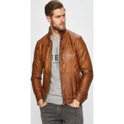 Desigual - Kurtka. Pomarańczowe płaszcze męskie Desigual, s, bez wzorów, z poliesteru, krótkie, bez kaptura. W wyprzedaży za 479,90 zł.