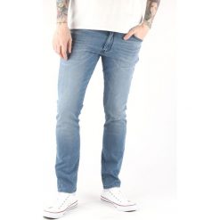 Wrangler Larston Dżinsy Niebieski. Niebieskie jeansy męskie Wrangler, vintage. Za 464,95 zł.