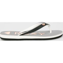 Roxy - Japonki. Czarne sandały dziewczęce marki Roxy, z gumy, bez zapięcia. Za 79,90 zł.