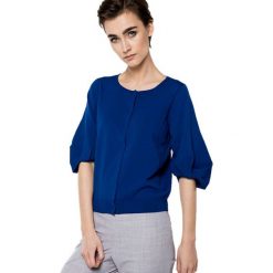 Kardigan w kolorze niebieskim. Niebieskie swetry damskie Deni Cler, bez wzorów, z denimu. W wyprzedaży za 249,95 zł.