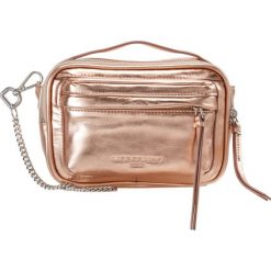 Torebki klasyczne damskie: Liebeskind Berlin JUMAZ Torba na ramię metallic rose