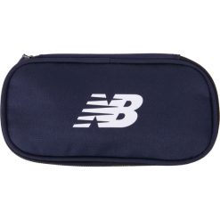 Kosmetyczka New Balance LAB91040TNV. Niebieskie kosmetyczki damskie New Balance, bez wzorów. W wyprzedaży za 39,99 zł.