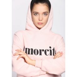 Różowa Bluza Stealing Through. Czerwone bluzy rozpinane damskie Born2be, l, z kapturem. Za 49,99 zł.