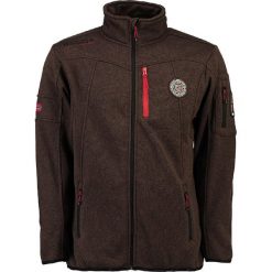 Bluza polarowa "Upshot" w kolorze brązowym. Pomarańczowe bluzy męskie Geographical Norway Men, m, bez wzorów, z dzianiny, ze stójką, bez rękawów, bez kaptura. W wyprzedaży za 137,95 zł.