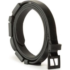 Pasek damski Diesel B-Bogo X06542 PR227. Czarne paski damskie Diesel, w paski. W wyprzedaży za 279,00 zł.