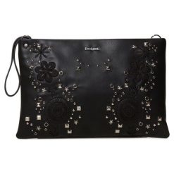 Desigual Torebka Damska Bols Apolo Macau, Czarna. Czarne torebki klasyczne damskie marki Desigual, z haftami, z haftem. Za 249,00 zł.
