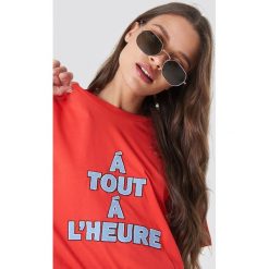 Gestuz T-shirt Marge - Red. Czerwone t-shirty damskie marki Gestuz, z haftami, bez kołnierzyka. W wyprzedaży za 101,47 zł.