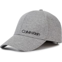 Czapka z daszkiem CALVIN KLEIN - Side Logo Baseball Cap K60K605935 P01. Szare czapki damskie Calvin Klein, bez wzorów, z bawełny. W wyprzedaży za 119,00 zł.