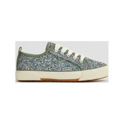 Mango Kids - Tenisówki dziecięce Glitter 29-35. Różowe trampki dziewczęce Mango Kids, bez wzorów, z bawełny, na sznurówki. W wyprzedaży za 59,90 zł.