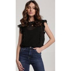 Czarna Bluzka Asilaeno. Czarne bluzki damskie Renee, s, bez wzorów, z tkaniny, eleganckie, ze stójką, z krótkim rękawem. Za 79,99 zł.