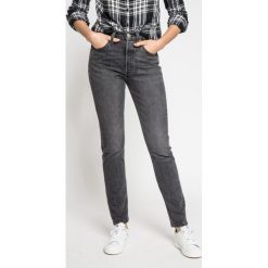 Levi's - Jeansy 501. Szare jeansy damskie marki Levi's®. W wyprzedaży za 319,90 zł.