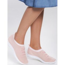 Różowe Buty Sportowe Southeaster. Różowe buty sportowe damskie Inny, bez wzorów, sportowe. Za 59,99 zł.
