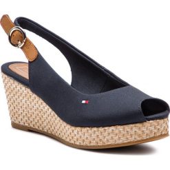 Espadryle TOMMY HILFIGER Iconic Elba Basic Sling Back FW0FW04081. Pomarańczowe espadryle damskie TOMMY HILFIGER, bez wzorów, bez obcasa. W wyprzedaży za 229,00 zł.