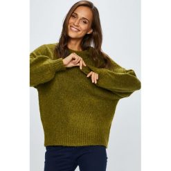 Medicine - Sweter Hand Made. Brązowe bez kategorii marki MEDICINE, s, z wełny, z okrągłym kołnierzem. Za 139,90 zł.
