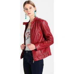 Maze MARCIE Kurtka skórzana red. Czerwone kurtki damskie marki Maze, l, bez wzorów, ze skóry, bez kaptura. Za 719,00 zł.
