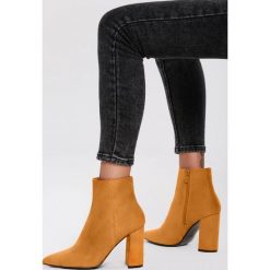 Żółte Botki Gravier. Żółte botki damskie Renee, eleganckie, ze szpiczastym noskiem, za kostkę, na wysokim obcasie, na obcasie, na zamek. Za 139,99 zł.