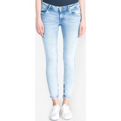 Pepe Jeans Cher Dżinsy Niebieski. Niebieskie jeansy damskie Pepe Jeans. Za 421,95 zł.
