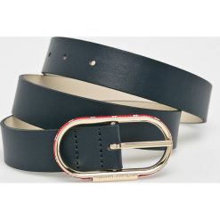 Tommy Hilfiger - Pasek skórzany. Niebieskie paski damskie marki TOMMY HILFIGER, w paski, ze skóry. W wyprzedaży za 219,90 zł.