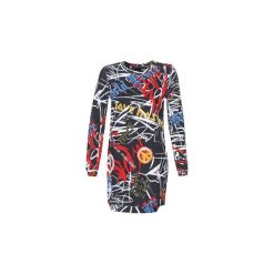 Sukienki krótkie Love Moschino GONNA. Sukienki małe czarne marki Love Moschino, z krótkim rękawem. Za 1079,00 zł.