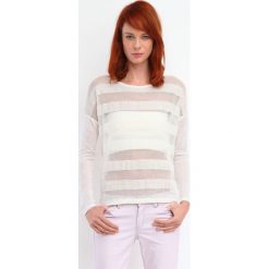 SWETER DŁUGI RĘKAW DAMSKI. Białe swetry klasyczne damskie marki TROLL, s. W wyprzedaży za 39,99 zł.
