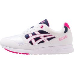 Asics Tiger GELSAGA Sneakersy niskie white/pink glow. Białe trampki i tenisówki damskie marki Asics Tiger, z tworzywa sztucznego. Za 459,00 zł.