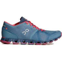 Buty ON RUNNING CLOUD X WOMAN. Różowe buty sportowe damskie On Running, bez wzorów, sportowe, do biegania. Za 650,00 zł.