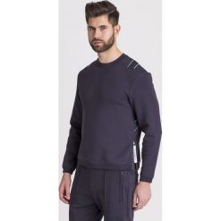 BLUZA Emporio Armani. Niebieskie bluzy męskie m, z elastanu, z okrągłym kołnierzem. Za 495,00 zł.