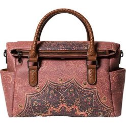 Desigual Torebka Bols Tekila Sunrise Loverty Cognac 19WAXP85 6042. Brązowe torebki klasyczne damskie Desigual, bez wzorów, bez dodatków. Za 370,00 zł.
