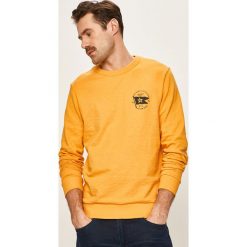 Produkt by Jack & Jones - Bluza. Pomarańczowe bluzy męskie PRODUKT by Jack & Jones, m, z nadrukiem, z bawełny, z okrągłym kołnierzem, bez rękawów, bez kaptura. W wyprzedaży za 59,90 zł.