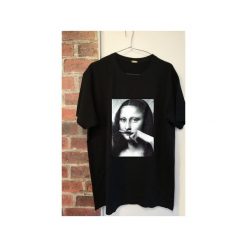 T-shirt : " MonaLisa i wąsy ". Białe t-shirty męskie Life is art, xl, z nadrukiem, klasyczne, z klasycznym kołnierzykiem. Za 120,00 zł.