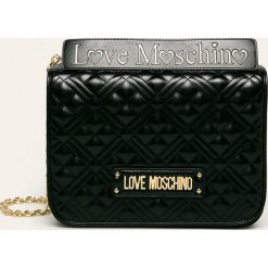 Love Moschino - Torebka. Czarne listonoszki damskie Love Moschino, w paski, ze skóry ekologicznej, pikowane, bez dodatków. W wyprzedaży za 569,90 zł.