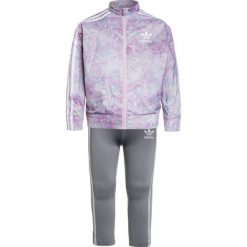 Adidas Originals SET Kurtka sportowa multicolor/white. Białe kurtki chłopięce marki adidas Originals, z jeansu. Za 299,00 zł.