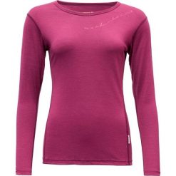 Devold koszulka damska Breeze Woman Shirt Cayenne XS. Koszulki damskie termoaktywne Devold, xs, bez wzorów, z wełny, bez kołnierzyka, z długim rękawem, długie, bez kaptura, outdoorowe. W wyprzedaży za 249,00 zł.
