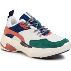 Sneakersy PEPE JEANS - Sinyu Mood PLS30986 White 800. Białe półbuty damskie Pepe Jeans, na co dzień, bez wzorów, z jeansu, bez obcasa, na płaskiej podeszwie, bez zapięcia. Za 369,00 zł.