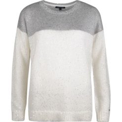 Tommy Hilfiger Sweter "Daca". Swetry damskie TOMMY HILFIGER, z aplikacjami, bez rękawów, bez kaptura. Za 279,00 zł.