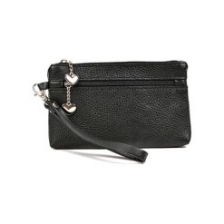 Skórzana kopertówka w kolorze czarnym - (S)19 x (W)12 cm. Czarne kopertówki damskie Black Friday Bags, bez wzorów, ze skóry, bez dodatków. W wyprzedaży za 99,95 zł.