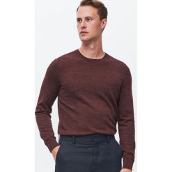 Wełniany sweter - Bordowy. Czerwone swetry męskie Reserved, s, bez wzorów, z wełny, bez kołnierzyka, bez kaptura. Za 139,99 zł.