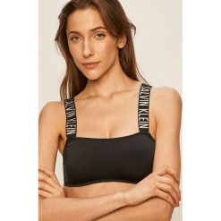 Calvin Klein - Biustonosz kąpielowy. Różowe stroje kąpielowe damskie Calvin Klein, s, z nadrukiem, z elastanu. W wyprzedaży za 169,90 zł.