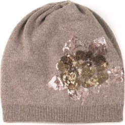 Czapka damska Cekinowy kwiat beżowa. Szare czapki zimowe damskie marki Art of Polo, z wełny. Za 62,90 zł.