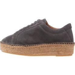 Espadryle damskie: Royal RepubliQ WAYFARER LIFT DERBY SHOE Espadryle shark
