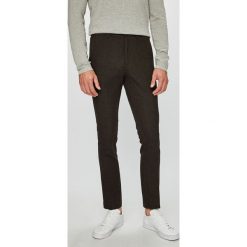 Selected - Spodnie. Pomarańczowe spodnie męskie Selected, na co dzień, bez wzorów, z poliesteru, casualowe. W wyprzedaży za 129,90 zł.