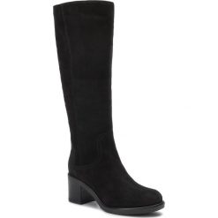 Kozaki LASOCKI SM-7460W. Kozaki damskie Lasocki, bez obcasa, bez zapięcia. Za 379,99 zł.