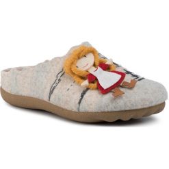 Kapcie MANITU - 320604 Beige 8. Brązowe klapki damskie Manitu, bez wzorów, z tworzywa sztucznego, bez obcasa. Za 149,00 zł.