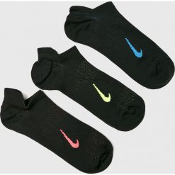 Nike - Skarpetki (3-Pack). Czarne skarpetki damskie marki Nike, z elastanu. W wyprzedaży za 37,90 zł.