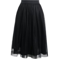 Roberto Collina Spódnica trapezowa black. Czarne spódniczki trapezowe marki Roberto Collina, xs, z nylonu. W wyprzedaży za 527,40 zł.